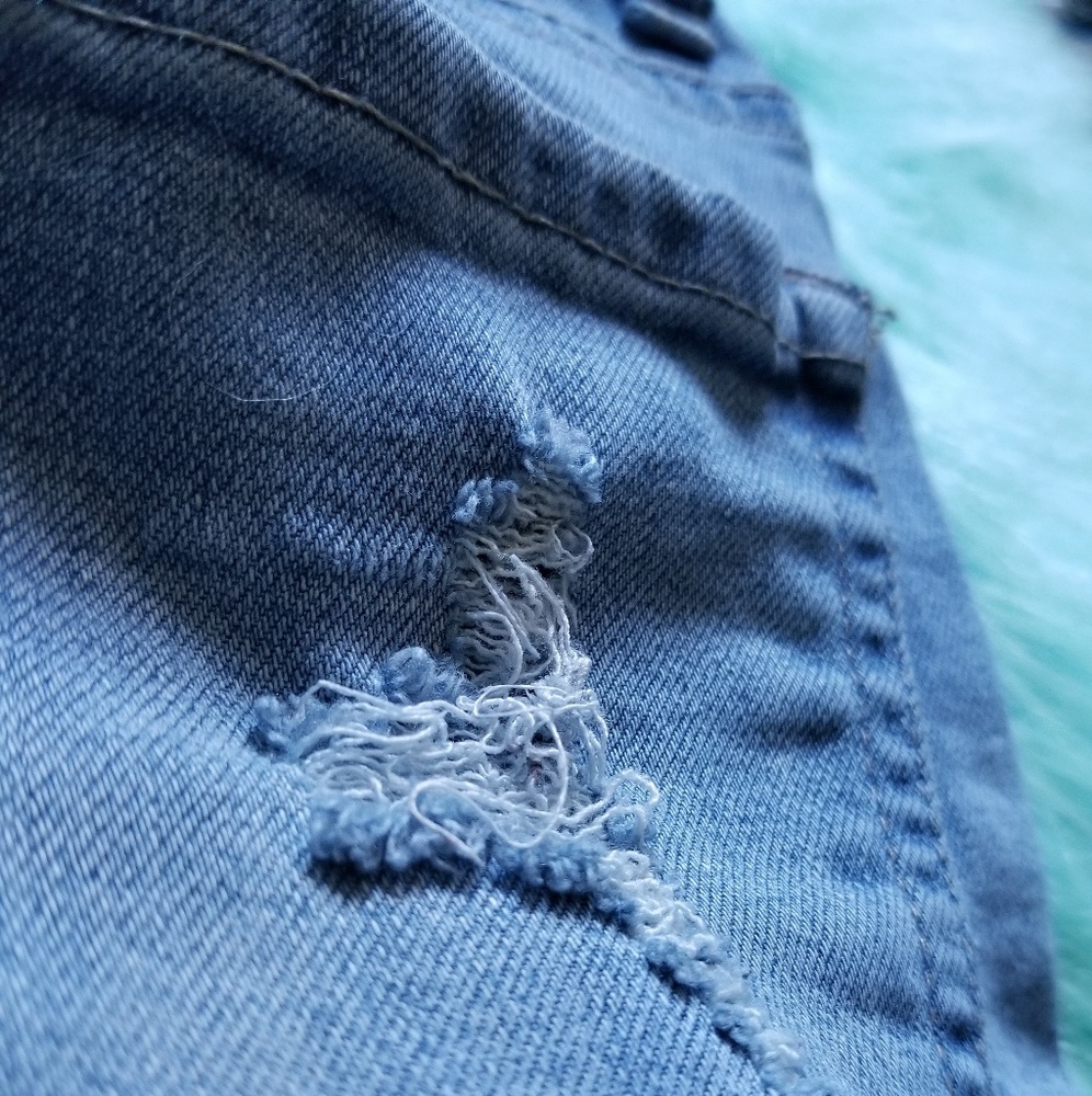 High Rise Jeans - Picture 5 of 6